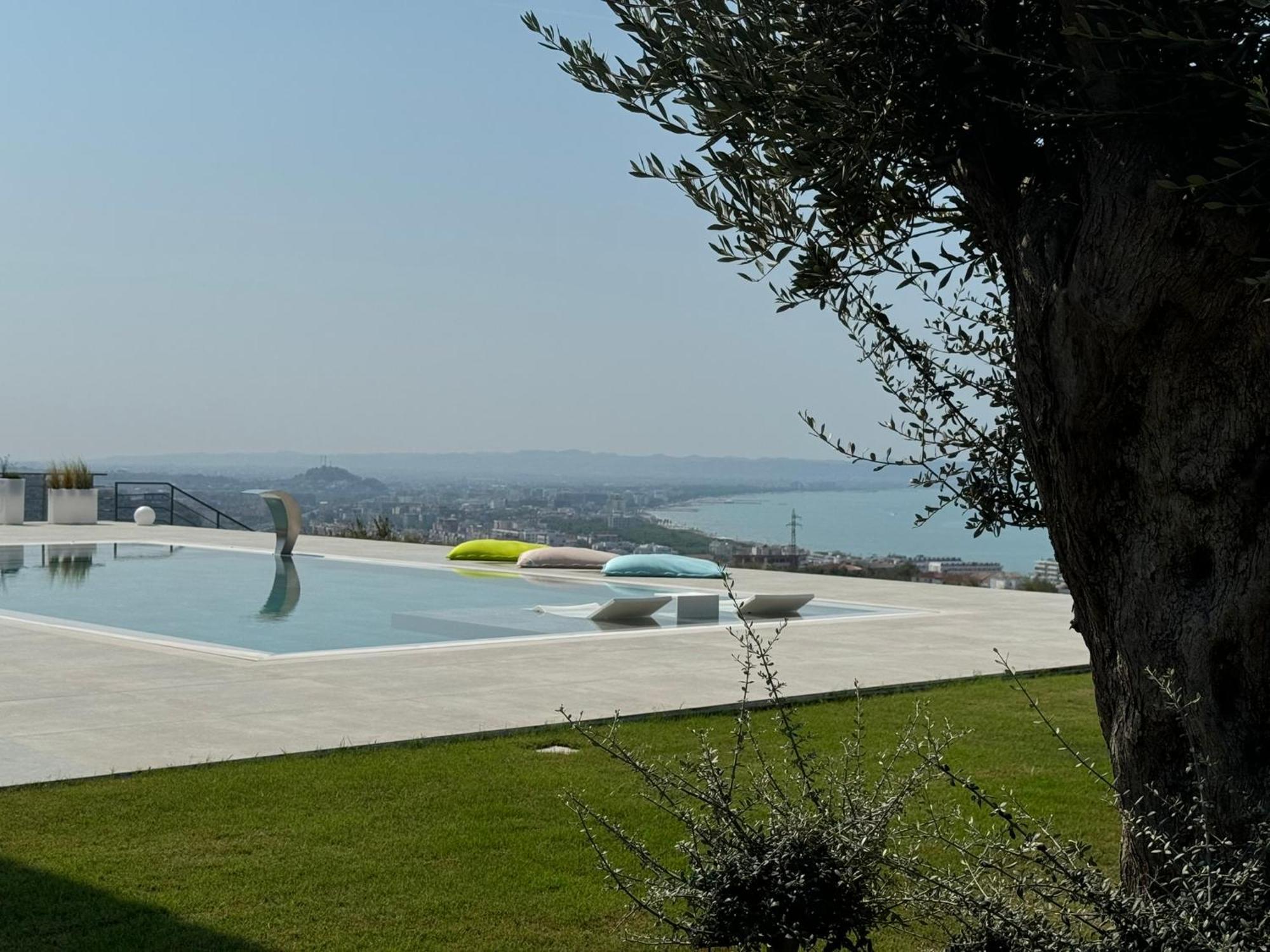 Villa Esmi Durres Kryemëdhej Exterior foto