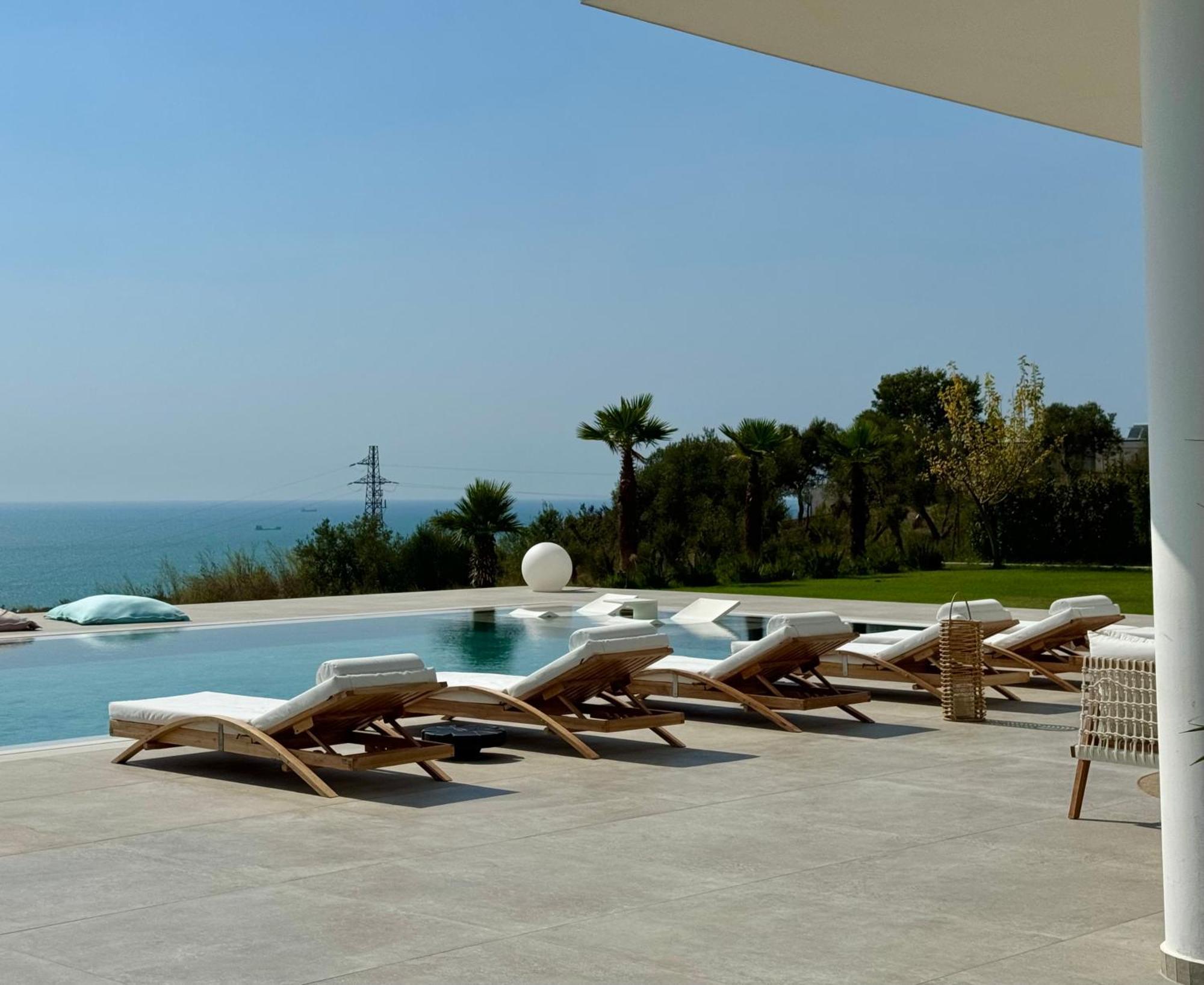 Villa Esmi Durres Kryemëdhej Exterior foto